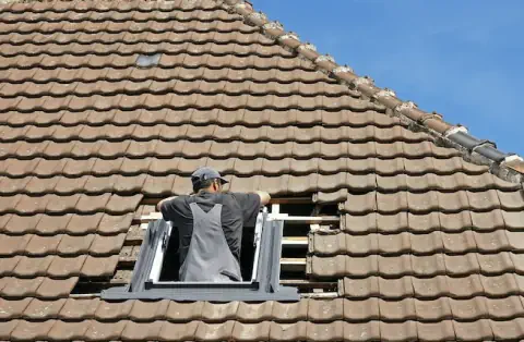 Pose de velux - Cazes-Mondenard